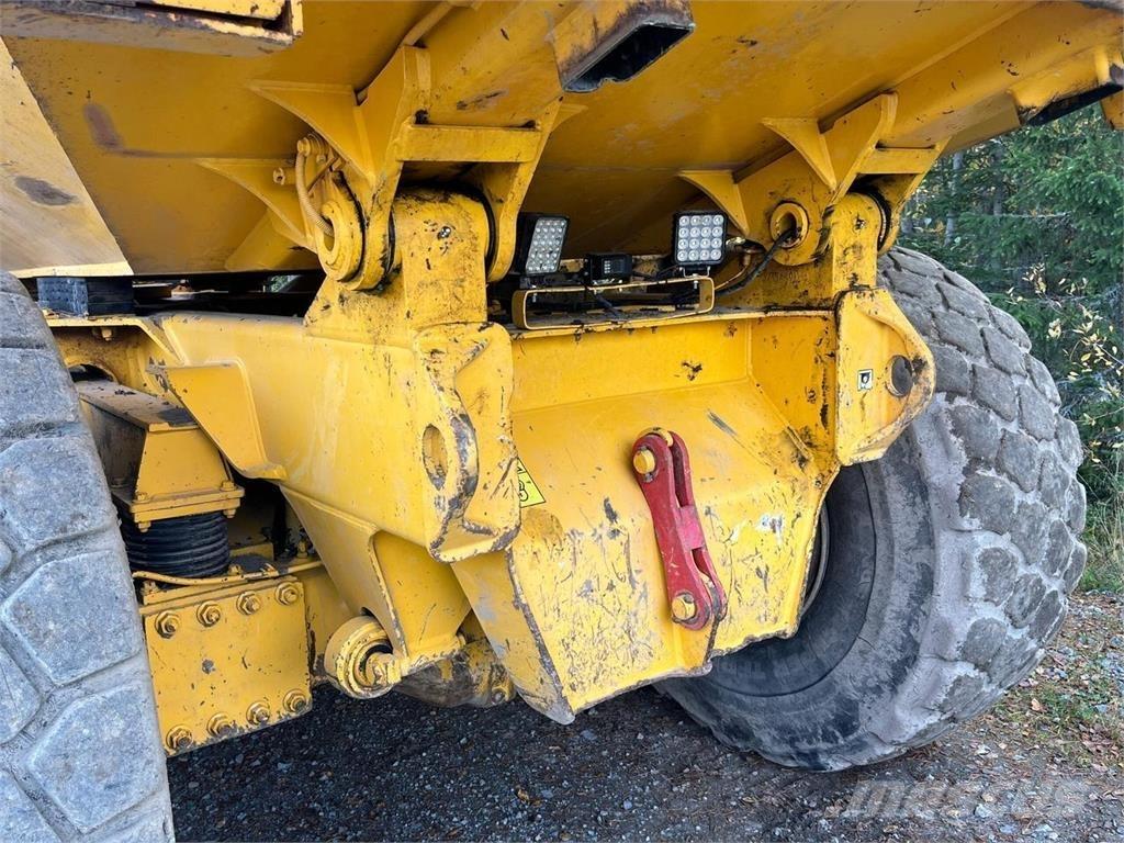 Volvo A35D Tombereau articulé