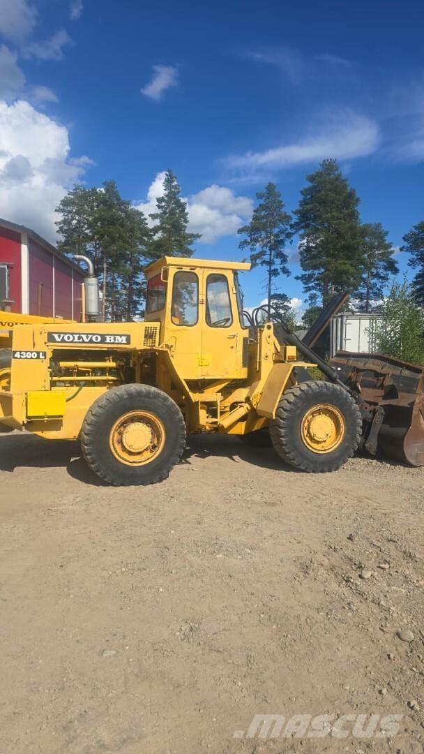 Volvo BM 4300 Chargeuse sur pneus