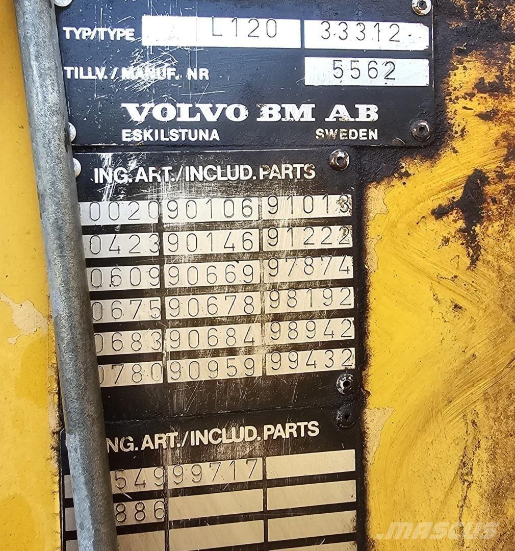 Volvo BM L120 Chargeuse sur pneus