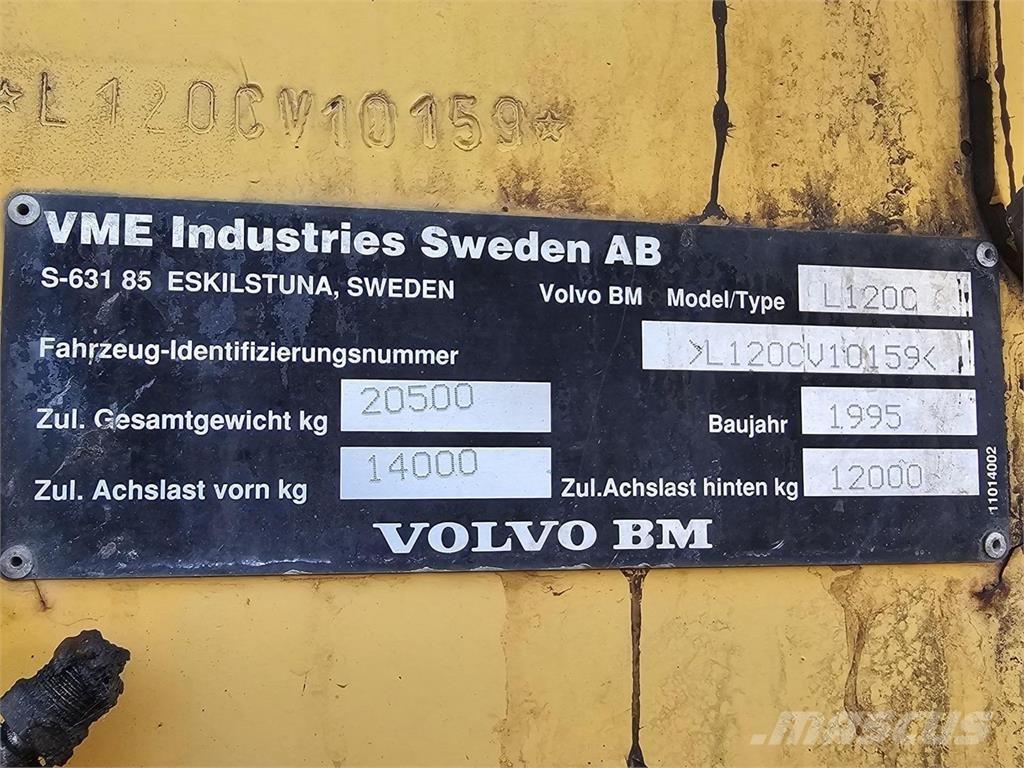 Volvo BM L120C Chargeuse sur pneus