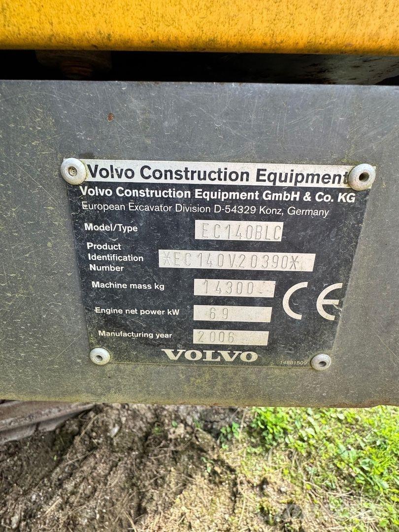 Volvo EC 140 BLC Pelle sur chenilles