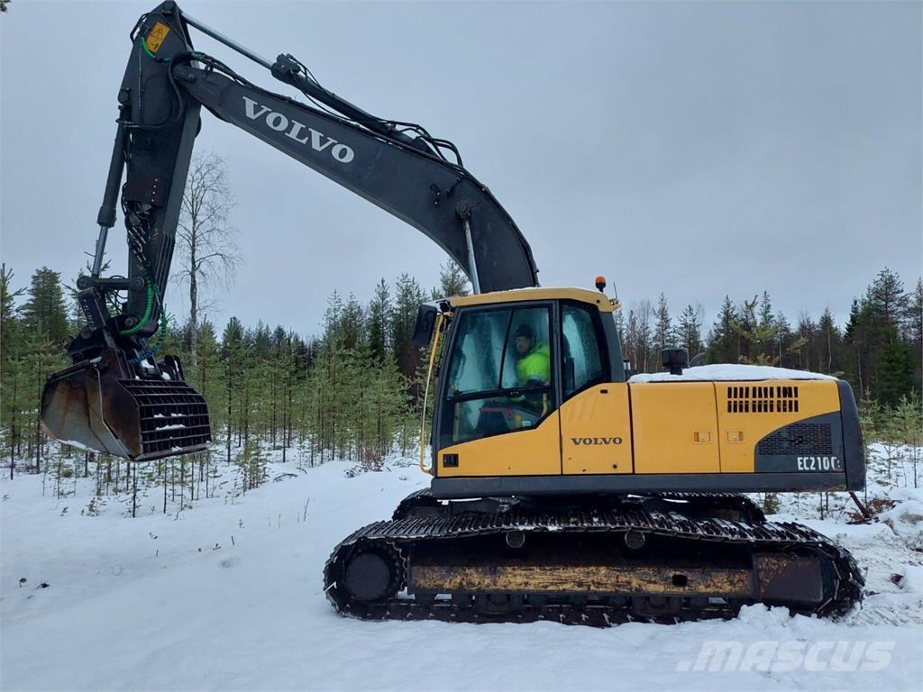 Volvo EC 210 CL Pelle sur chenilles
