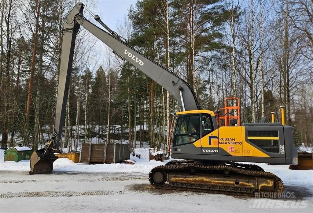 Volvo EC250EL Pelle sur chenilles