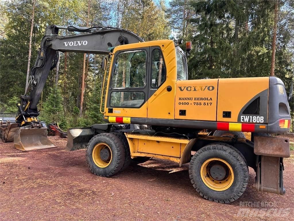 Volvo EW180B Pelle sur pneus
