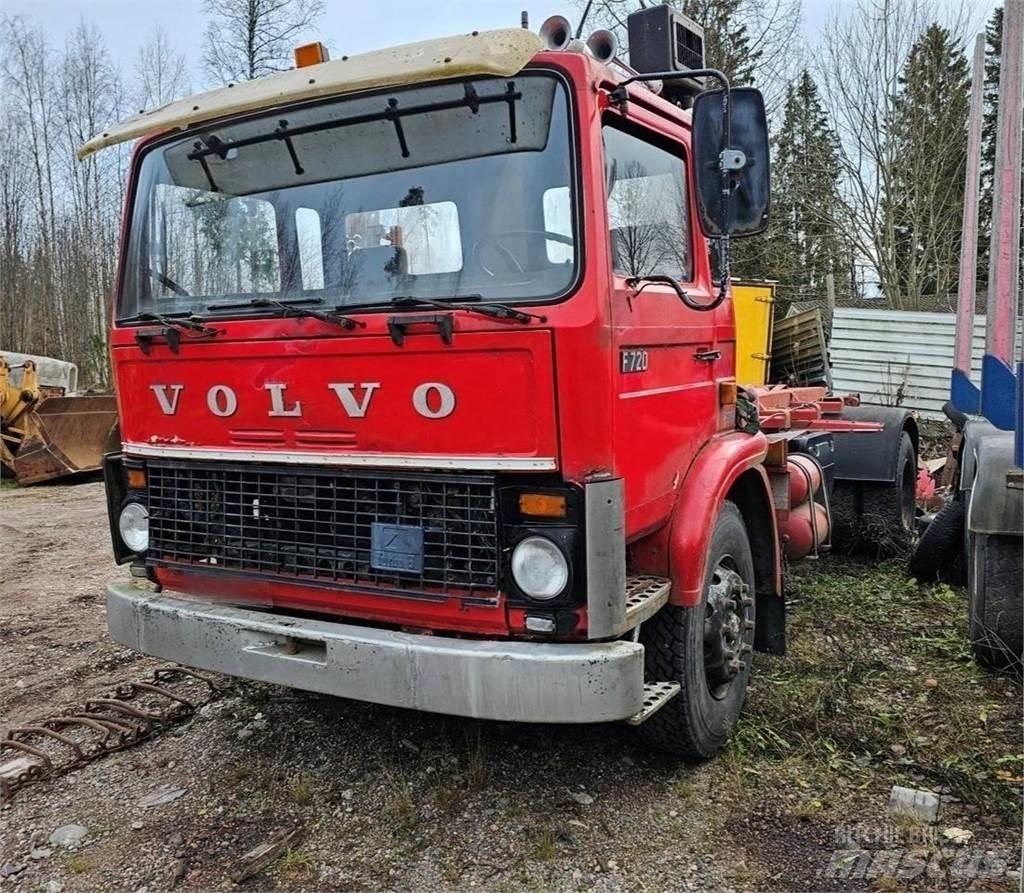 Volvo F720 Camion ampliroll