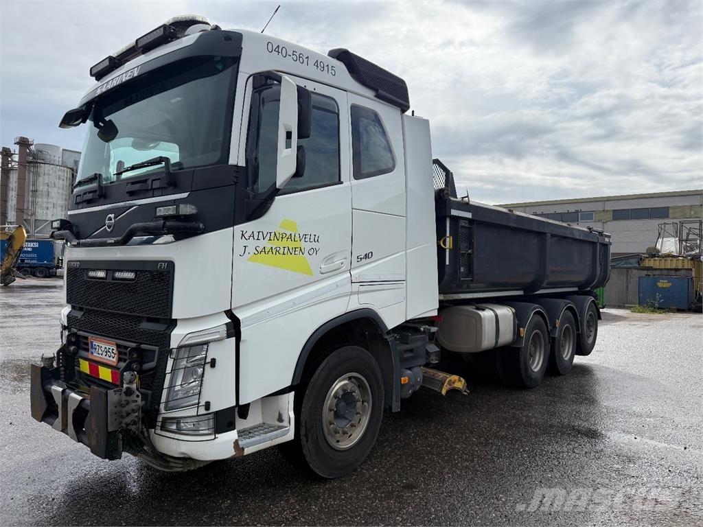 Volvo FH 540 Camions et véhicules municipaux