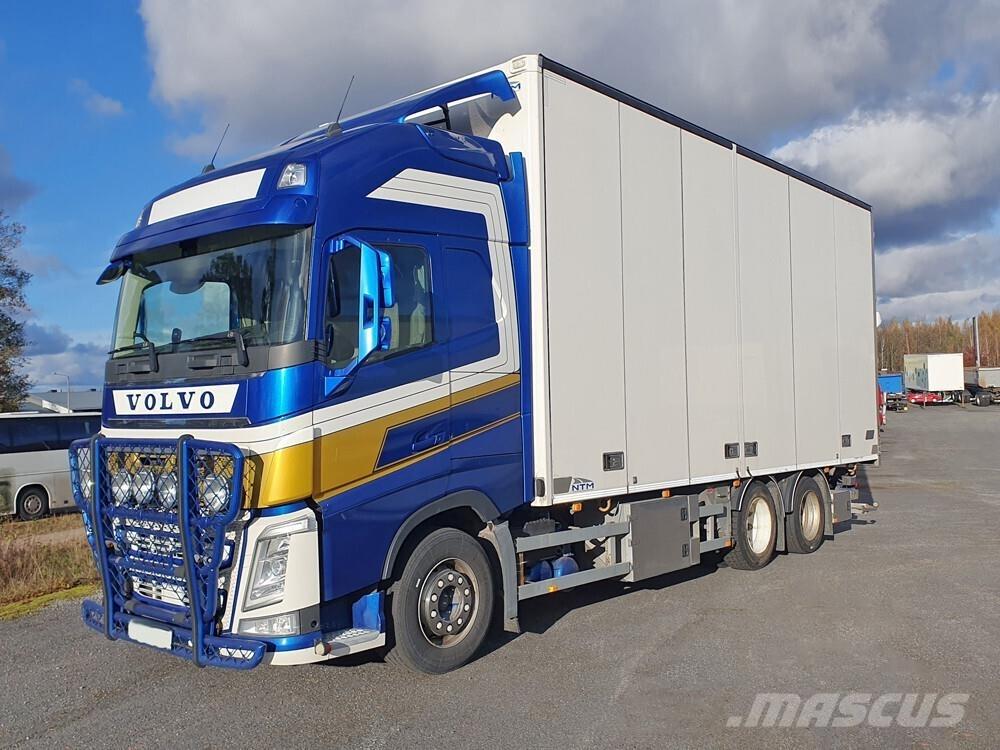 Volvo FH16 6x2 -17 Camion Fourgon