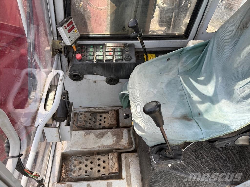 Volvo FH500 Camion plateau ridelle avec grue