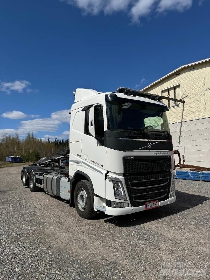 Volvo FH540 Camion ampliroll