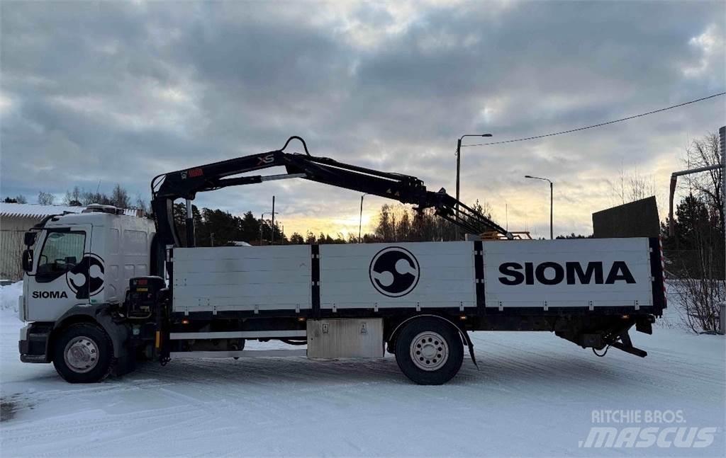 Volvo FL240 Camion plateau ridelle avec grue