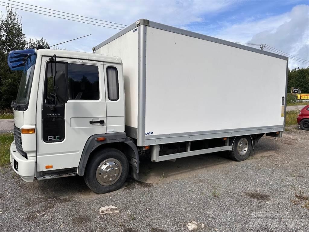 Volvo FLC Camion Fourgon