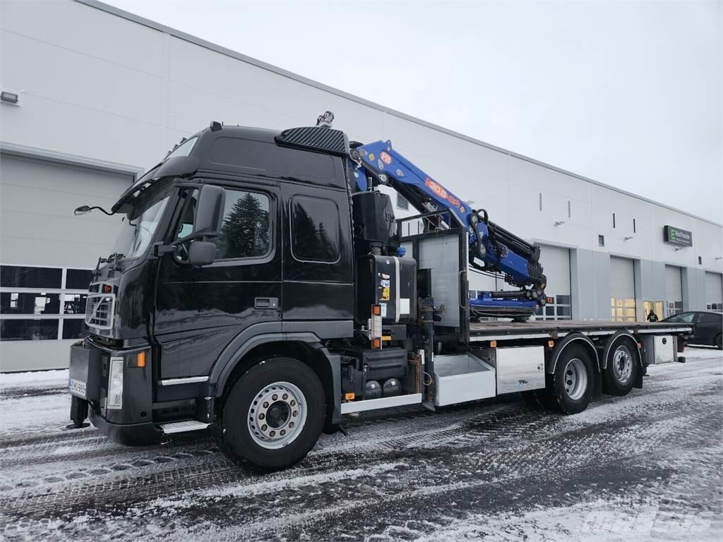 Volvo FM 420 6x2 Camion plateau ridelle avec grue