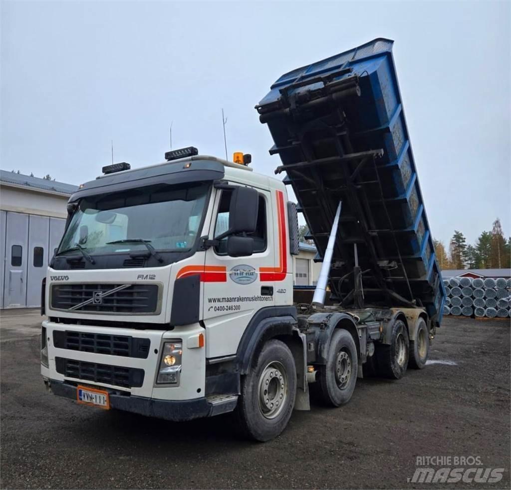 Volvo FM12 8X4 Camion ampliroll