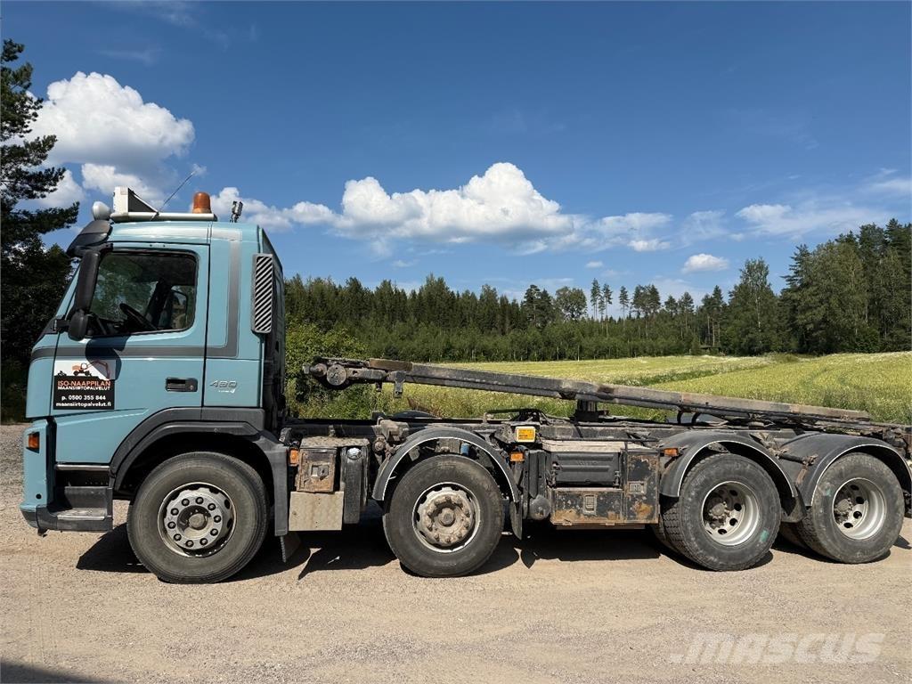 Volvo FM480 8x4 Camion ampliroll