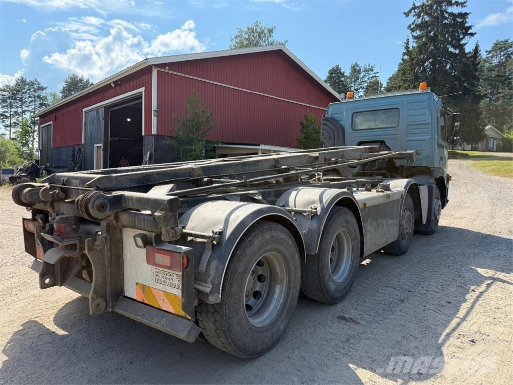 Volvo FM480 8x4 Camion ampliroll
