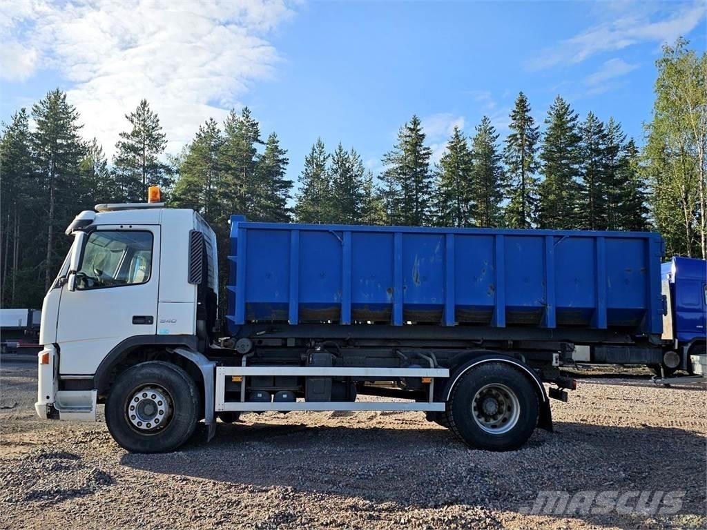 Volvo FM9 4x2 Camion ampliroll