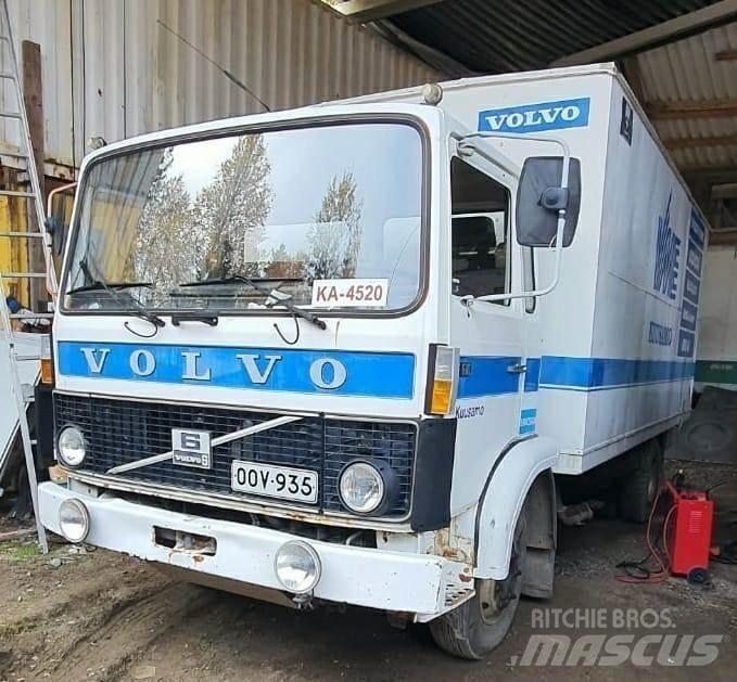 Volvo huoltoauto Camion Fourgon