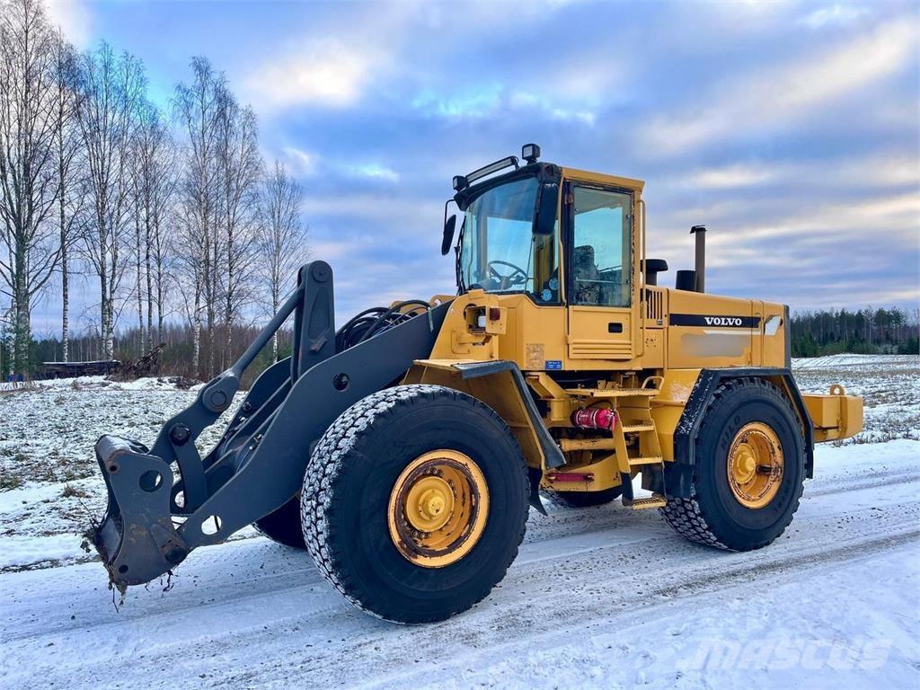 Volvo L120C Chargeuse sur pneus