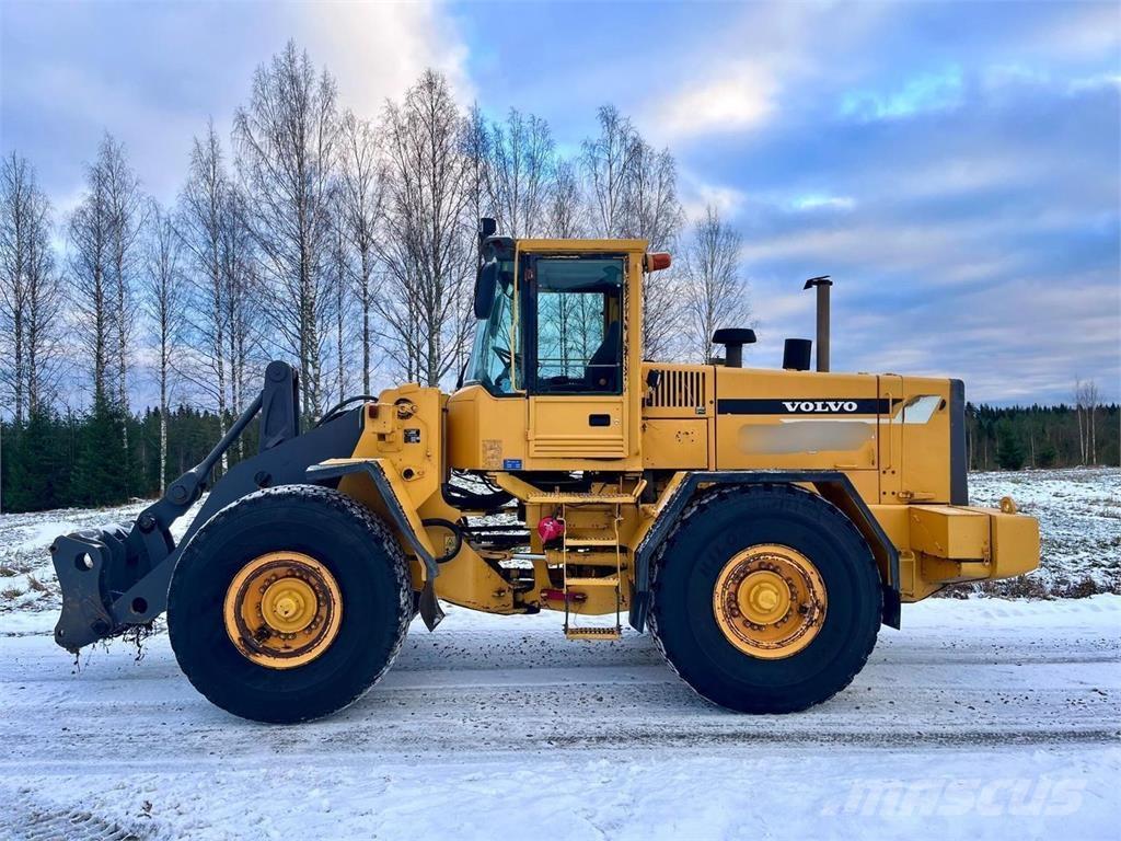 Volvo L120C Chargeuse sur pneus