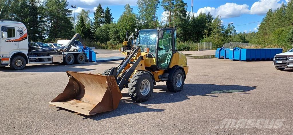 Volvo L25B-P Chargeuse sur pneus