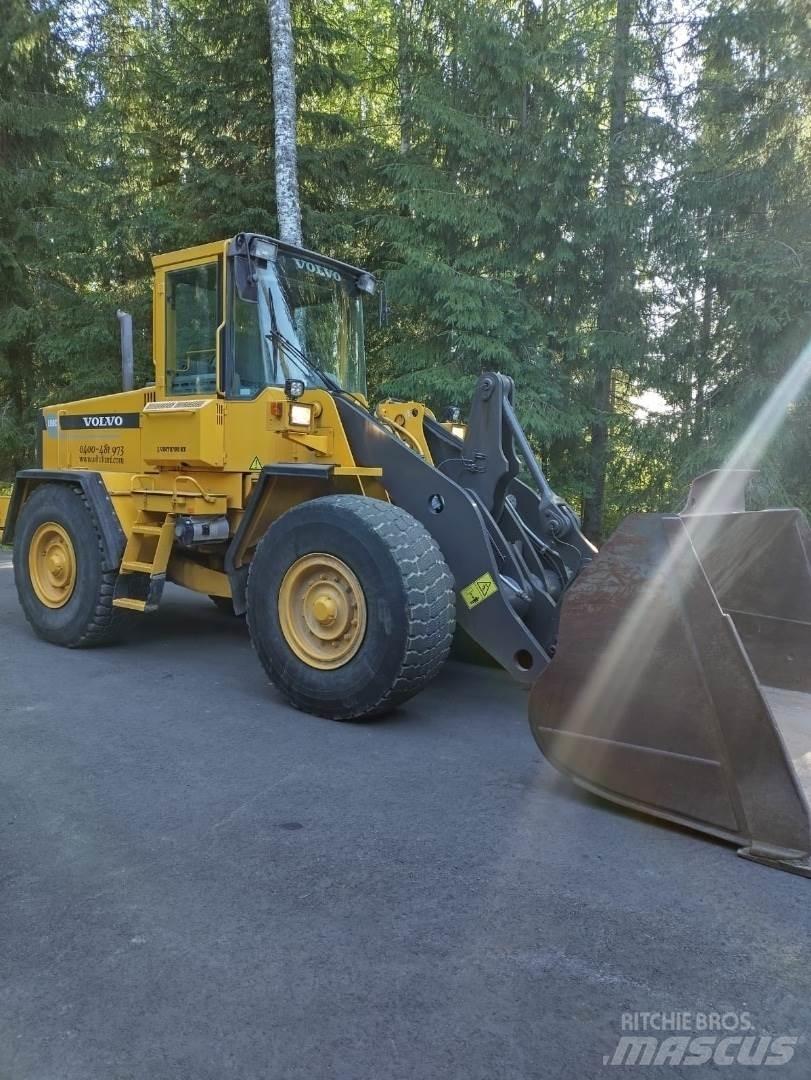Volvo L90C Chargeuse sur pneus