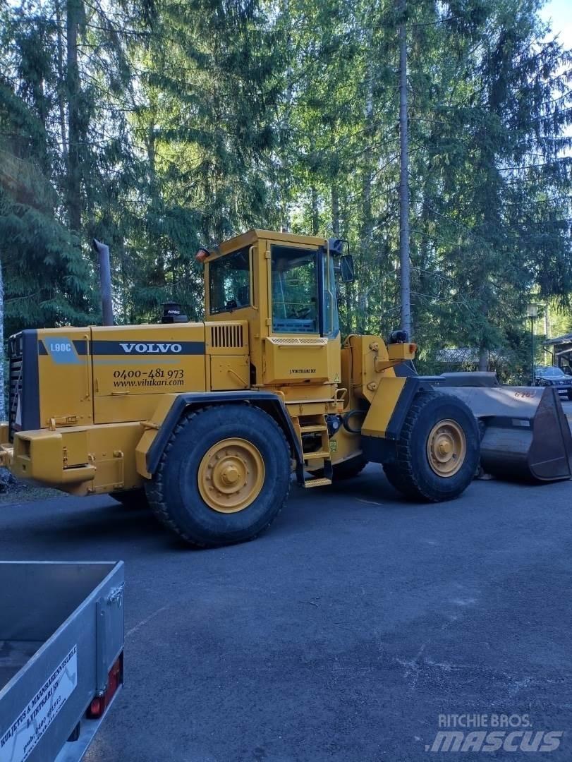 Volvo L90C Chargeuse sur pneus