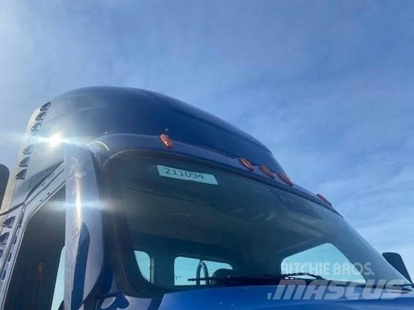 Freightliner CASCADIA 116 Tracteur routier