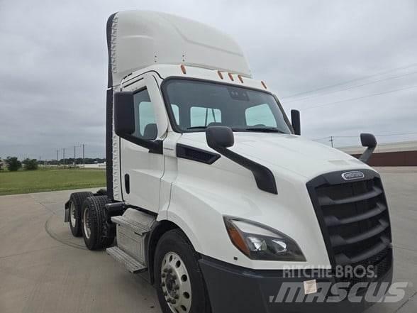 Freightliner CASCADIA 116 Tracteur routier