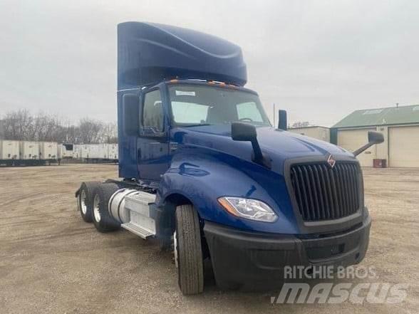 International LT Tracteur routier