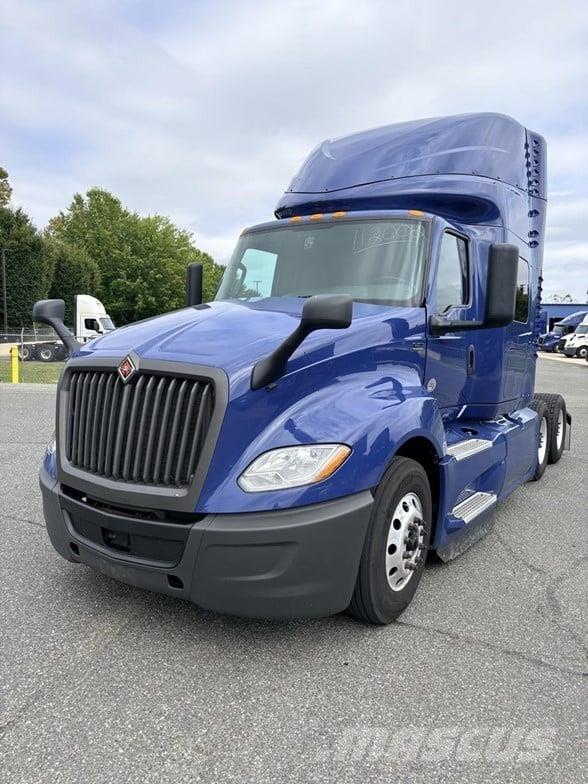 International LT Tracteur routier