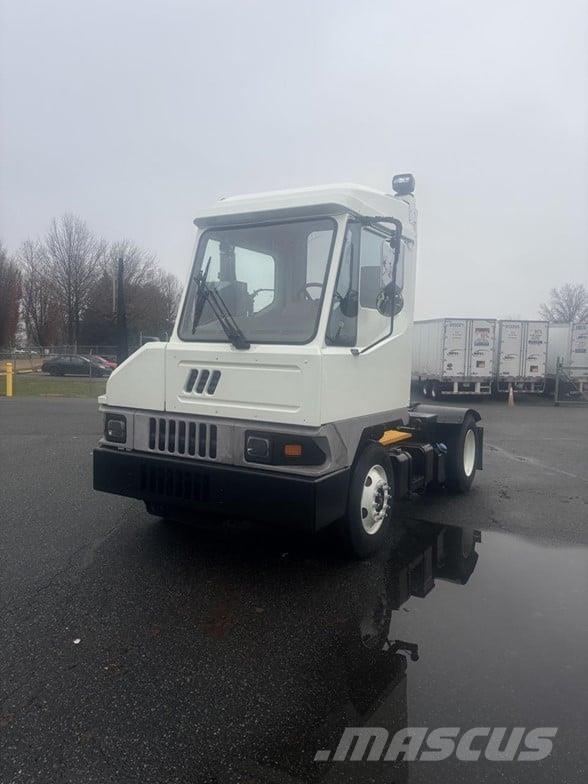 Kalmar OTTAWA 4X2 OFF-ROAD Tracteur de manœuvre