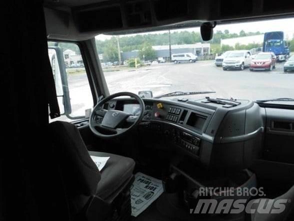 Volvo VNL64T860 Tracteur routier