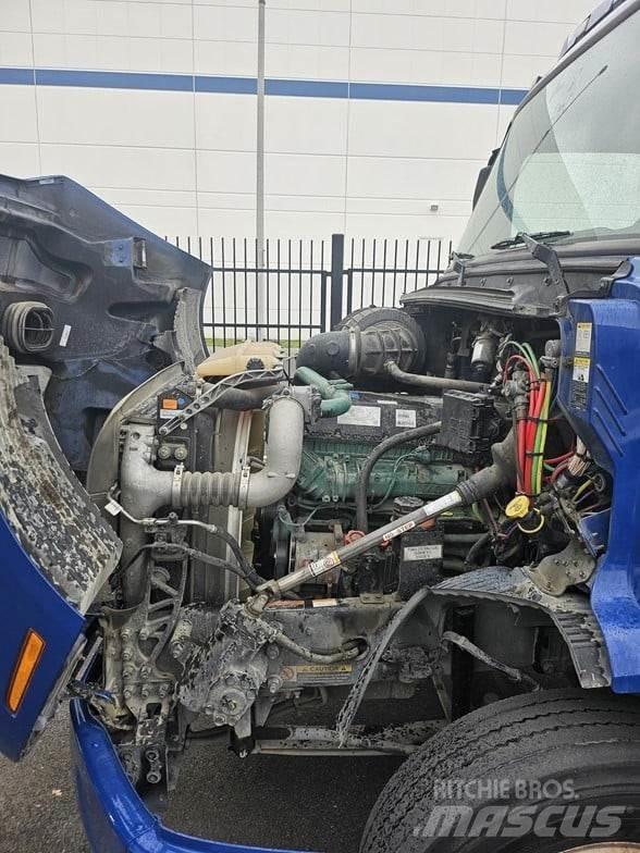 Volvo VNR64T300 Tracteur routier