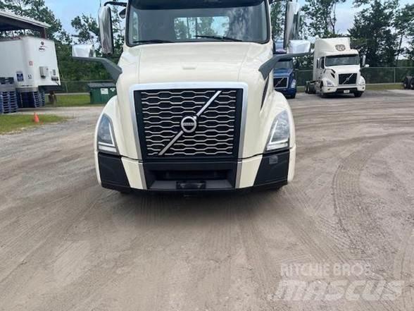 Volvo VNR64T300 Tracteur routier
