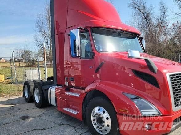 Volvo VNR64T300 Tracteur routier