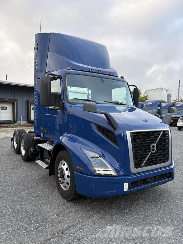 Volvo VNR64T300 Tracteur routier