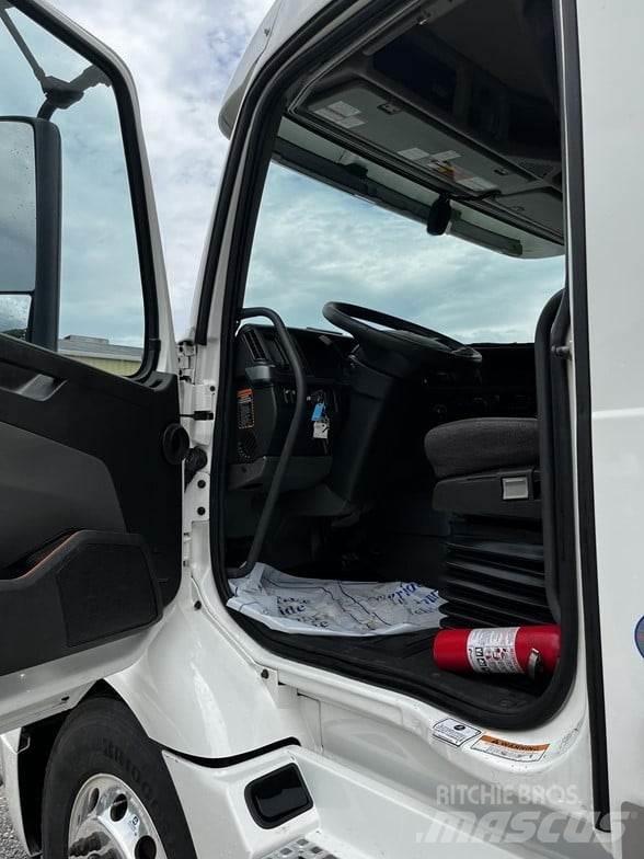 Volvo VNR64T640 Tracteur routier