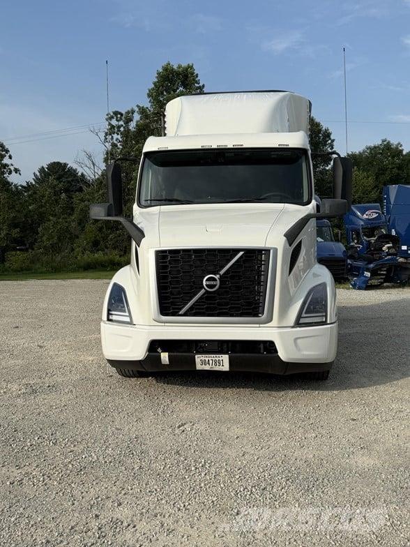 Volvo VNR64T640 Tracteur routier