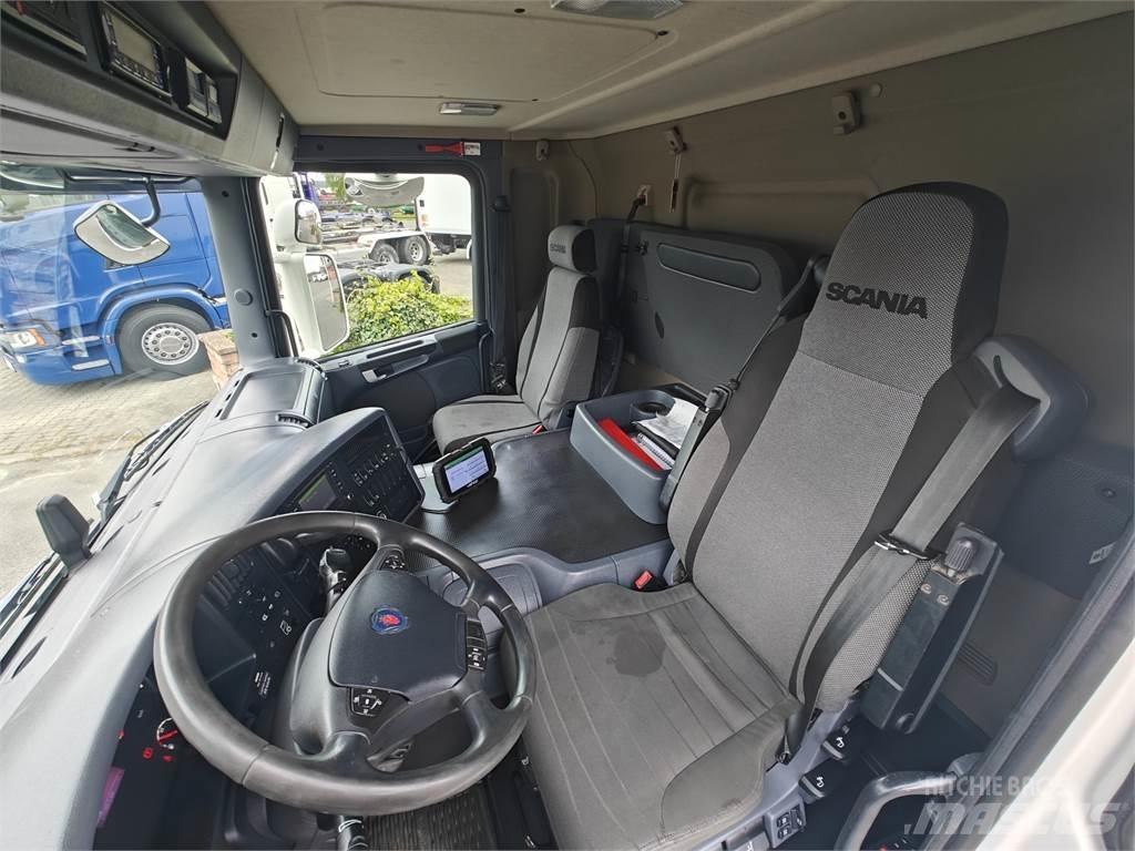 Scania P410 Camion frigorifique