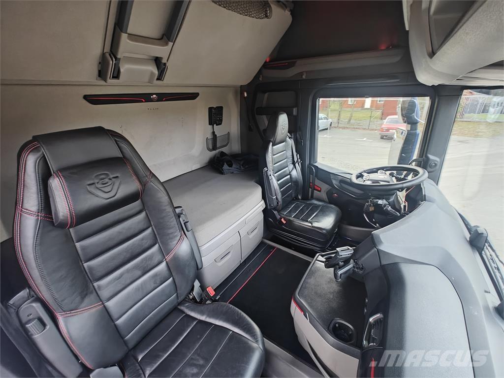 Scania R650 Camion ampliroll