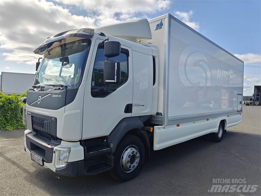 Volvo FL250 Camion Fourgon