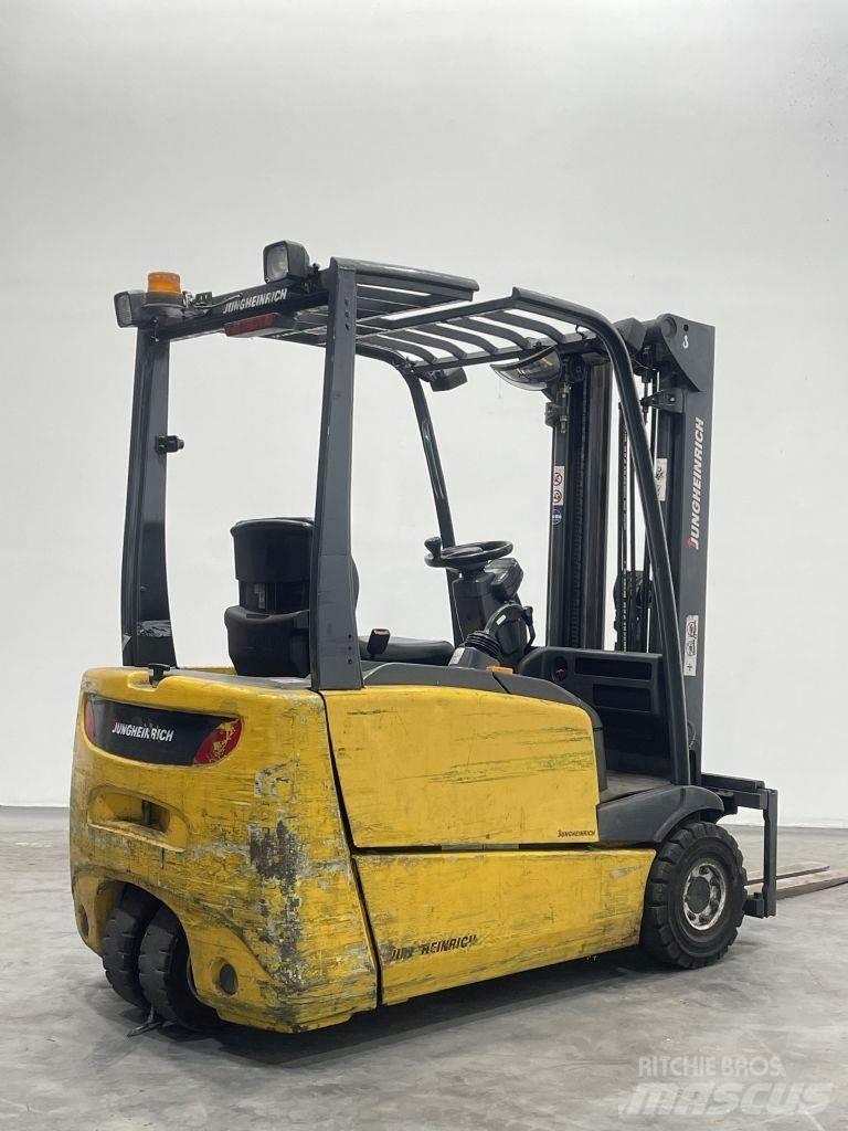 Jungheinrich EFG 216 Chariots élévateurs électriques