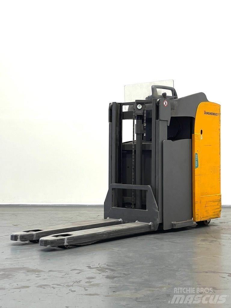 Jungheinrich ESD 120 Gerbeur accompagnant