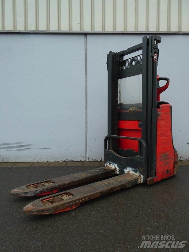 Linde D08-1160 Gerbeur accompagnant