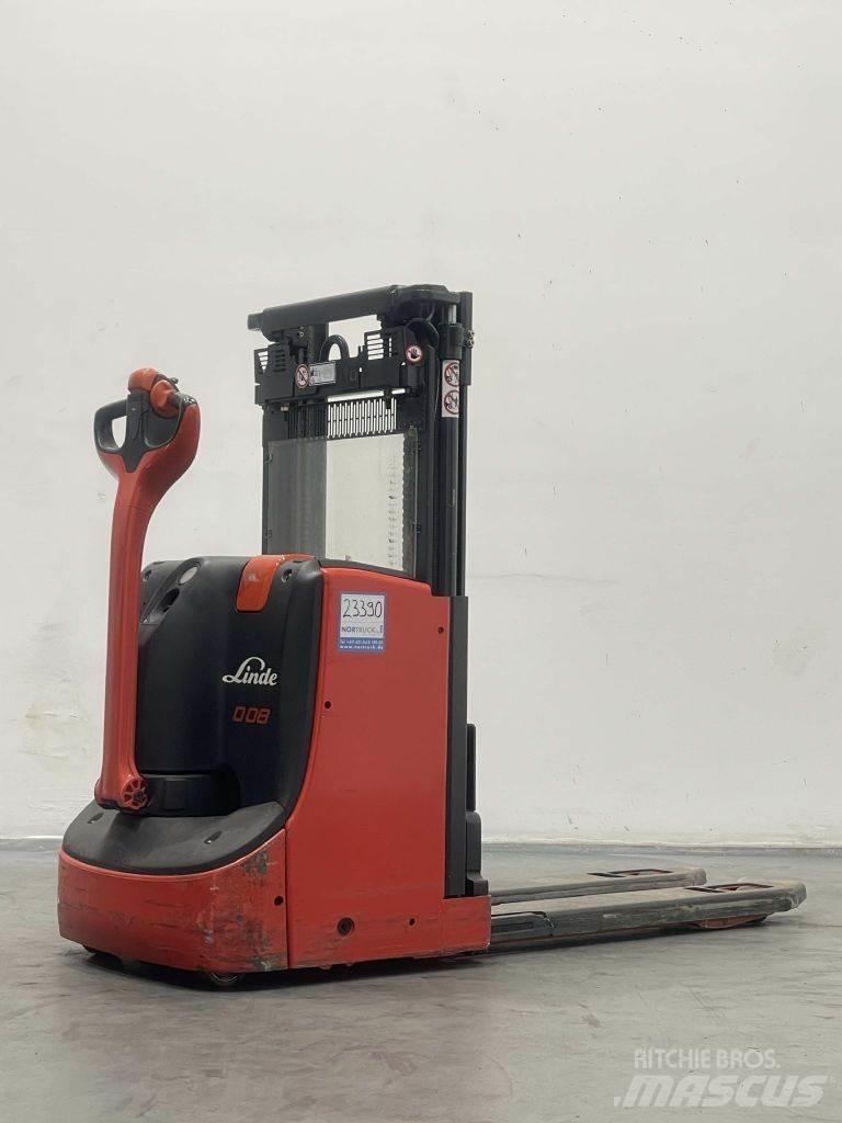 Linde D08-1160 Gerbeur accompagnant