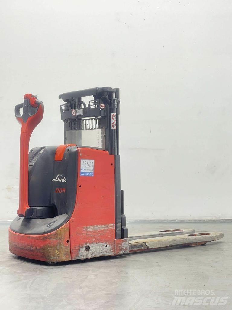 Linde D08-1160 Gerbeur accompagnant