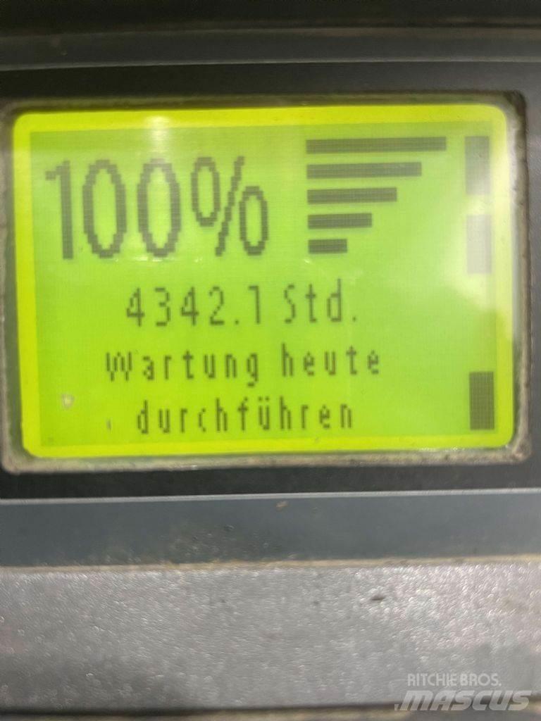 Linde D12AP-133 Gerbeur accompagnant