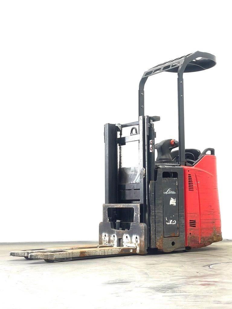 Linde D12HPSP-133 Gerbeur accompagnant