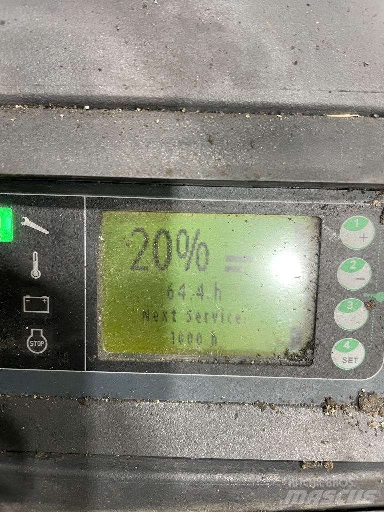 Linde D12SP-133 Gerbeur accompagnant