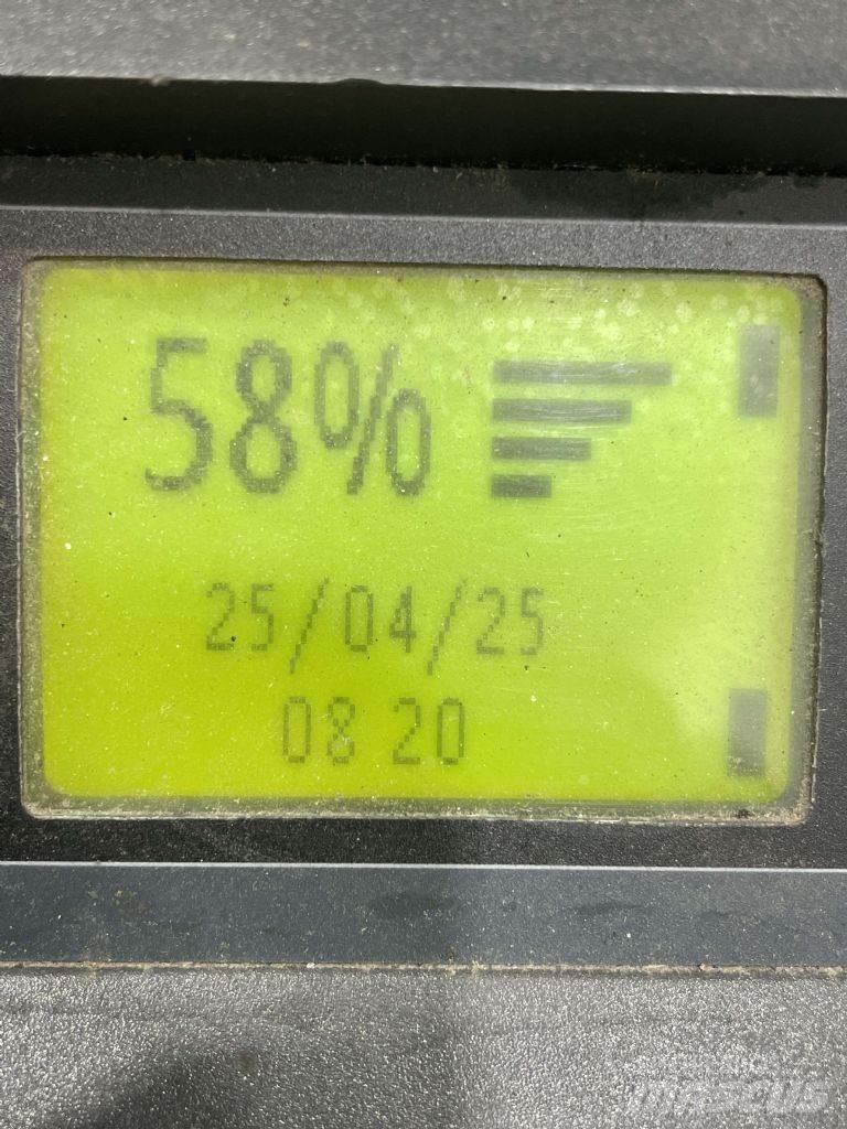 Linde D12SPHP-133 Gerbeur accompagnant